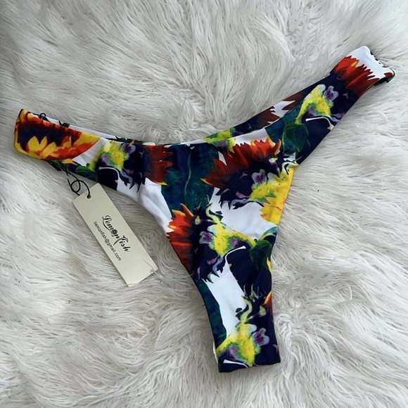 NWT Lemon Fish Floral Thong Bikini Bottom S - Picture 5 of 6